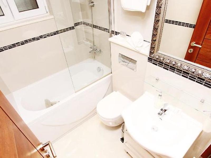 1938663AB9777D075E4697849481BAC3