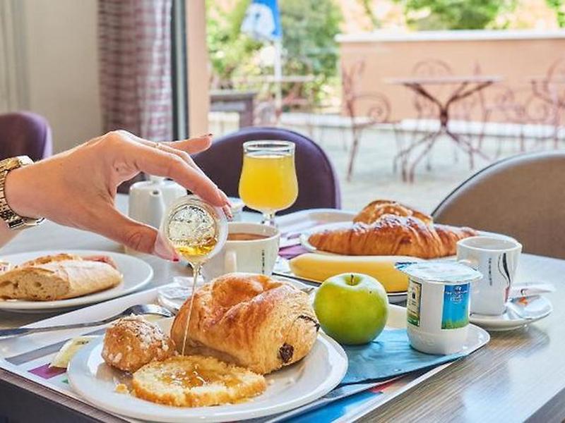 115A253A77E8D4F319C3BA8C55A84DE7