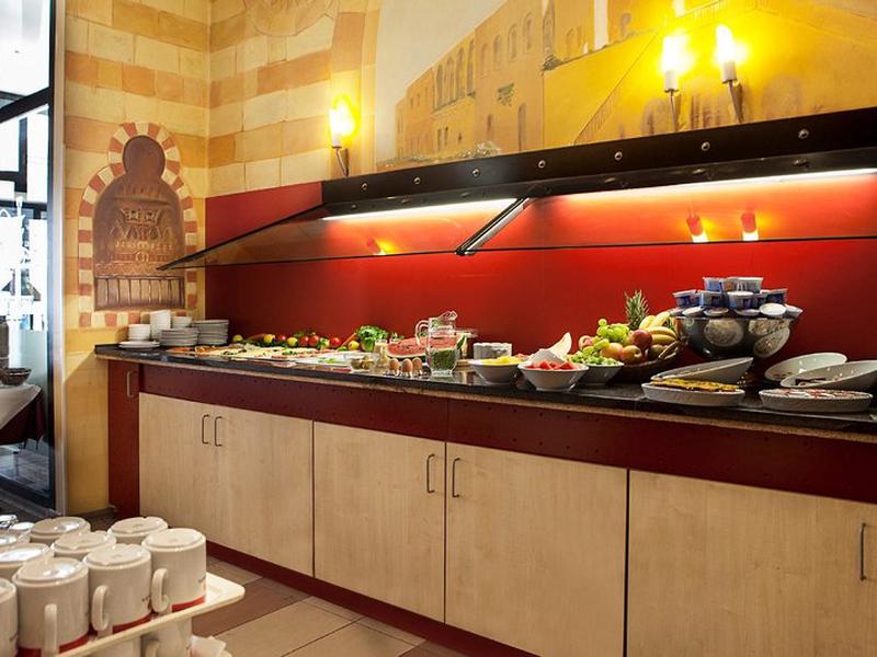 BA665D8CF34F154DD04BC1AE346E4111