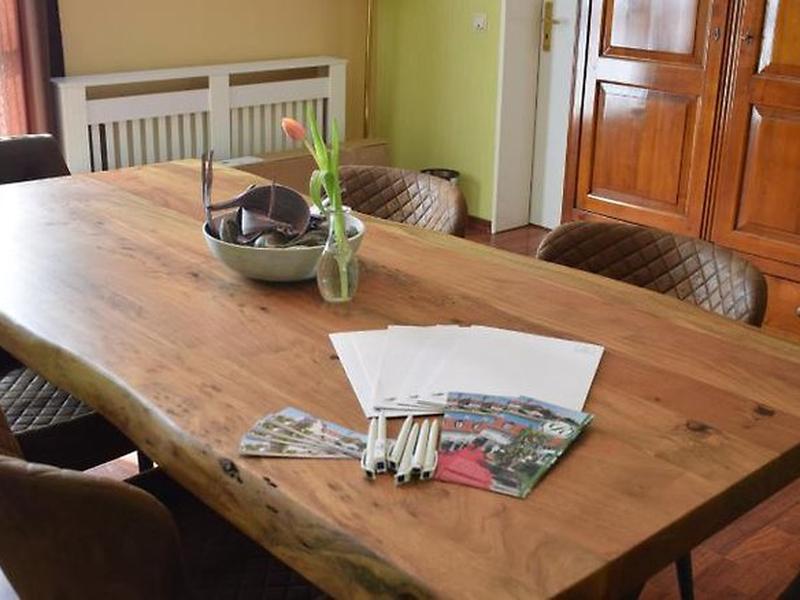 33DDC7AAEA405528E9BBDB74F272D3B2