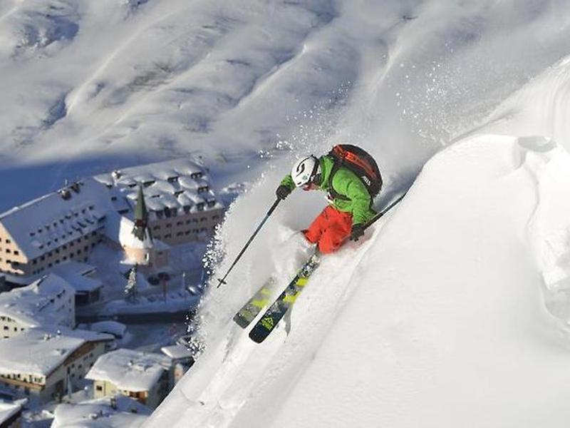 22E5E005CA522FE00E2EA1429942DC04