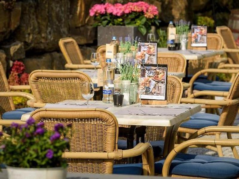 06C8DAC4D8D73038FA4742525F7F46CA