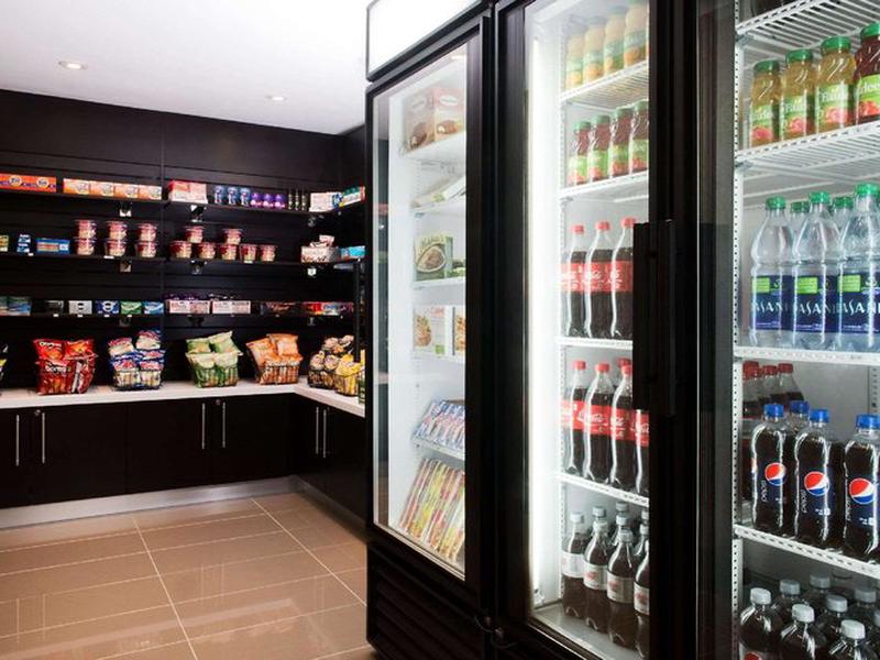 F582D5055B4C82819EF665E44B610CA1