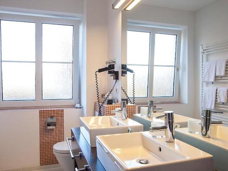 DA2F137B4016FE9402460100B371C572