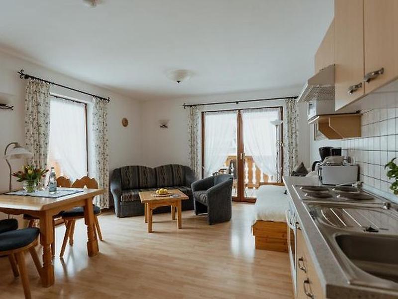 318DD992FA0D326412BDA3E6366BC9EB