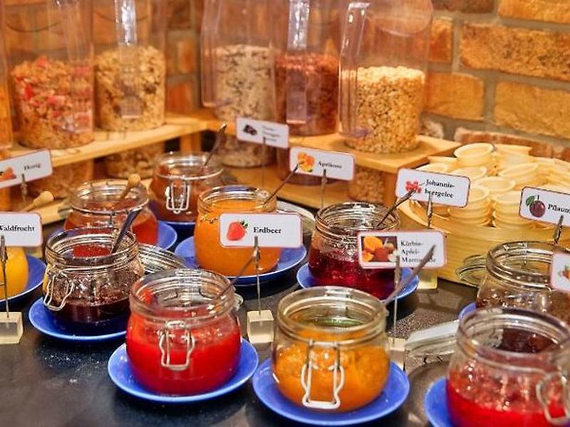 6B724F8B9341E3D6DFC21302B7F28282