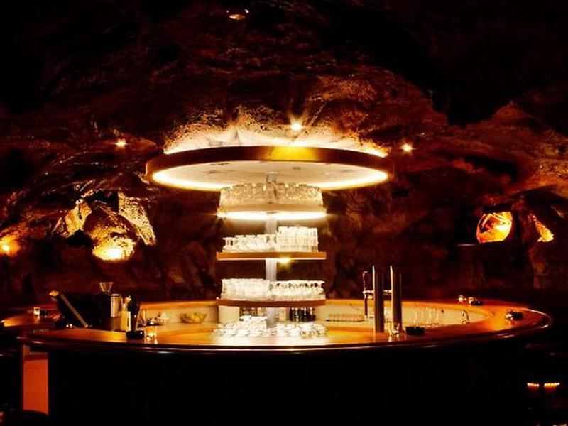 38B158C275FE4A2190E692875BF5511C