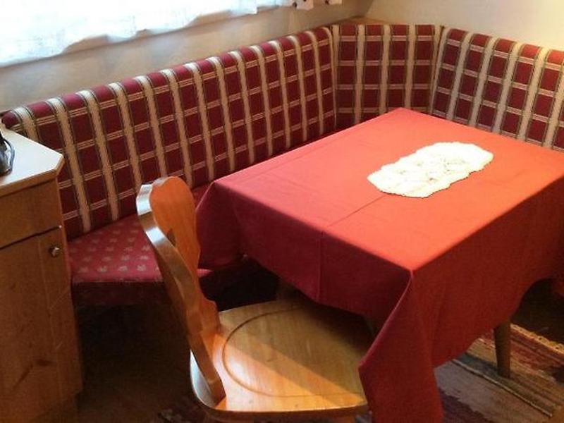 010AAAE52C0E7FD439BF6B97E238A1AE