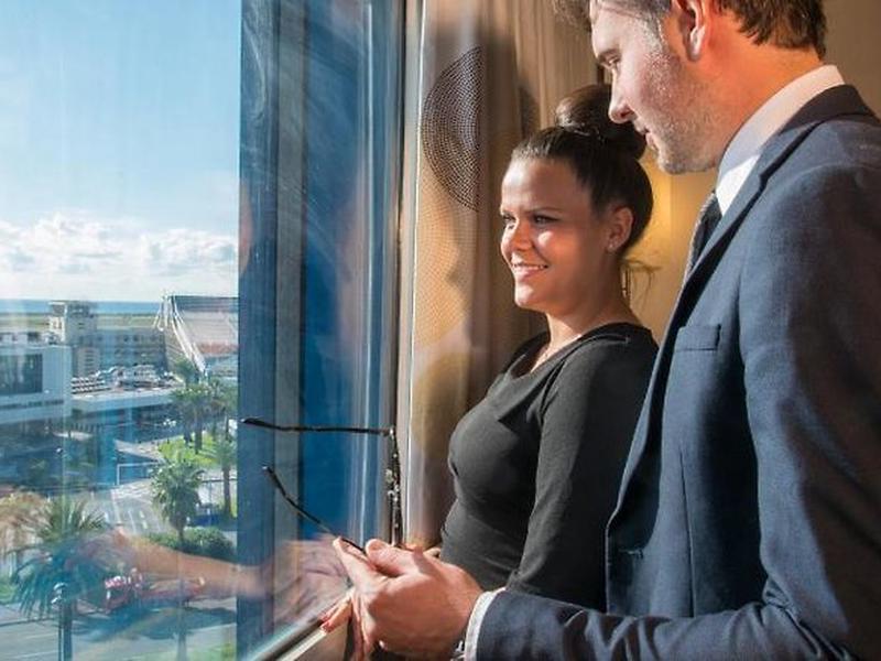 946C5DF90B1CC7C3BAF4CB4BFAE5527F