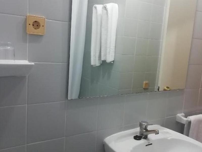 4DE9273C3E72A2FAD0D956CA5A938BB7