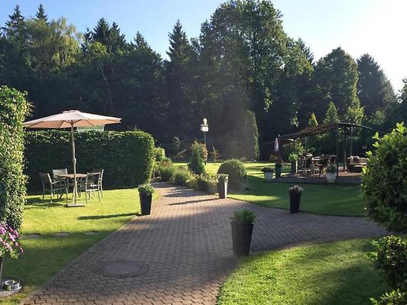 1B40DCD7C502594BD794A7189408396E