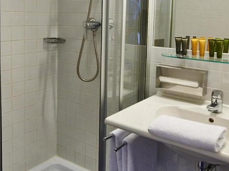 8743DEC6DB6B40230E1FA771F1B11655