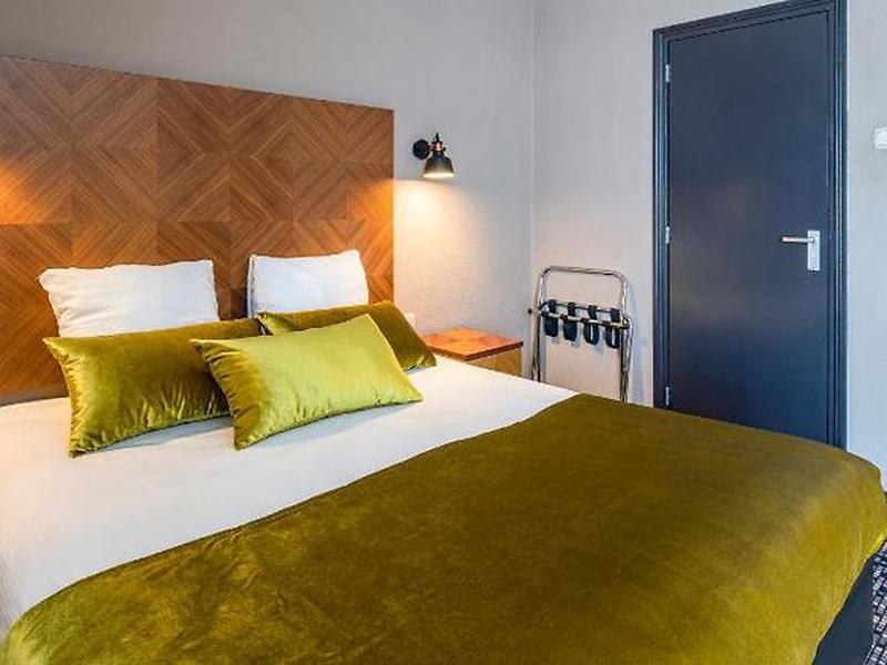 EA5F4FDD04898215AF70663D82E25EF7