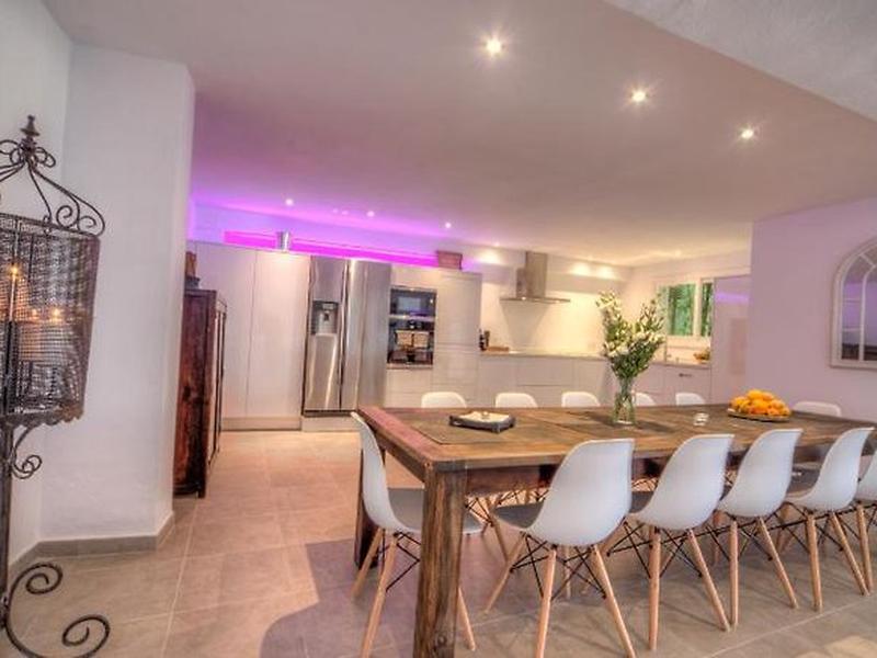 D5C639E73B35BEB0E6F23A956F9696B7