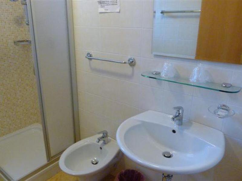 2C9857176C735FA3DB4E195A917CFF2B