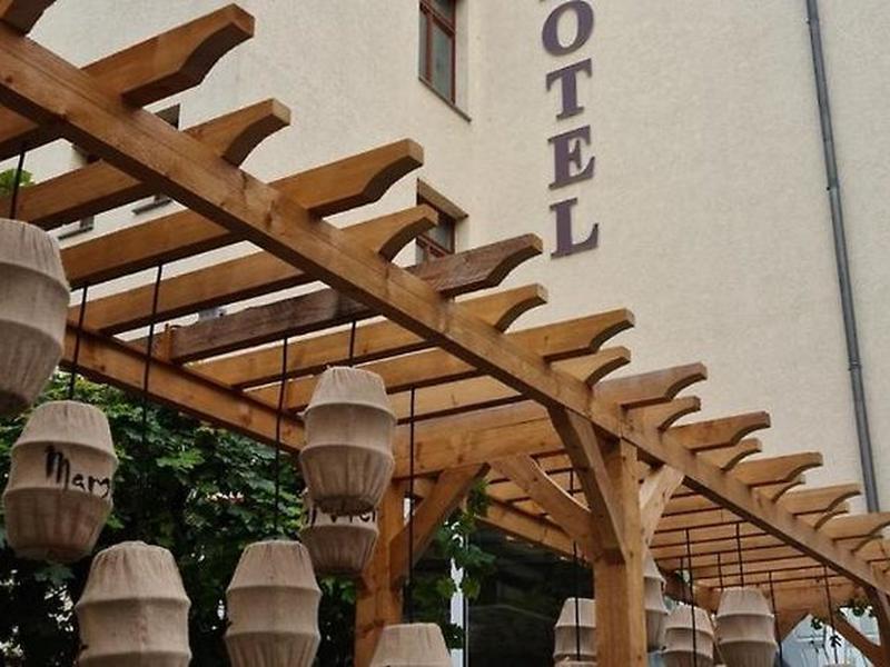 1CFE89105AD4536303DF093906C2CF94