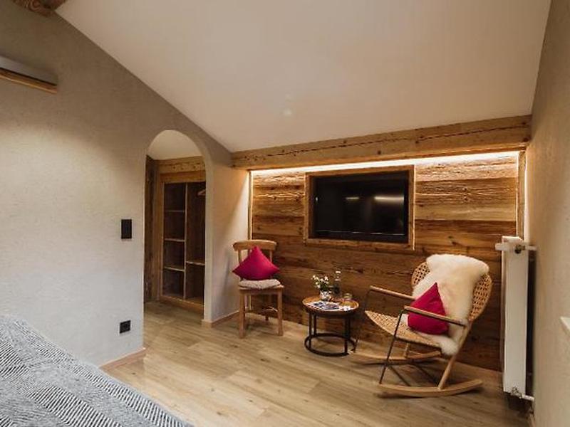 DD7AF4E3B8083303E3BFE01526A8C4C0