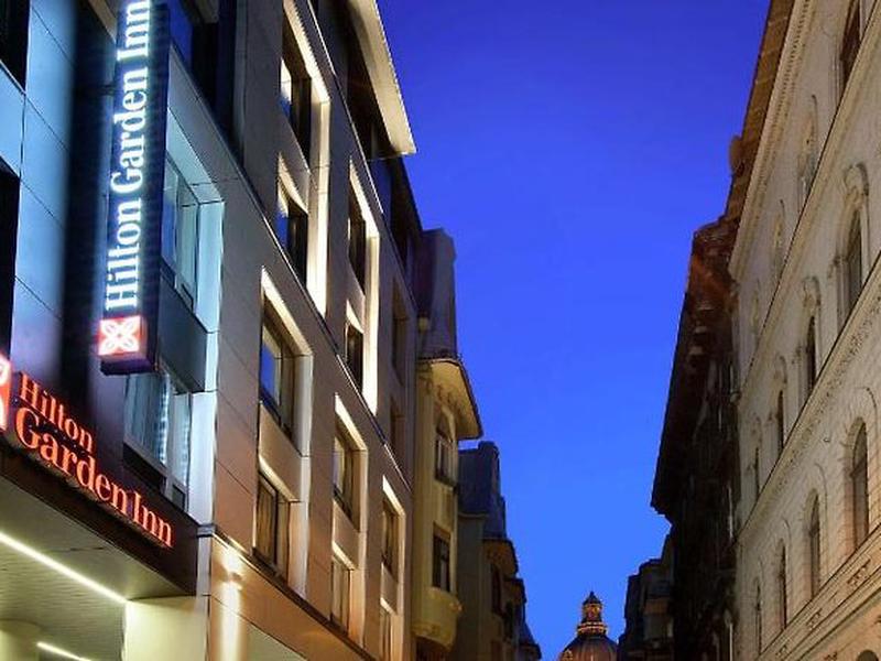 20332BEA16F61793F751609670C87B4A