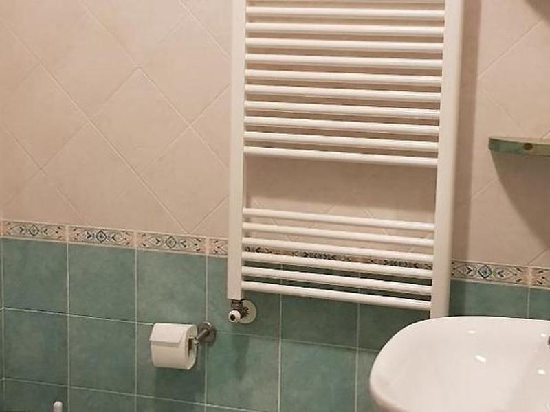 85B8FC0B8722B7636DDE2C31537DE4BB