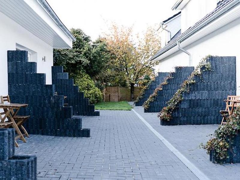 FB1E7080A78E2595D2442178FA98061C