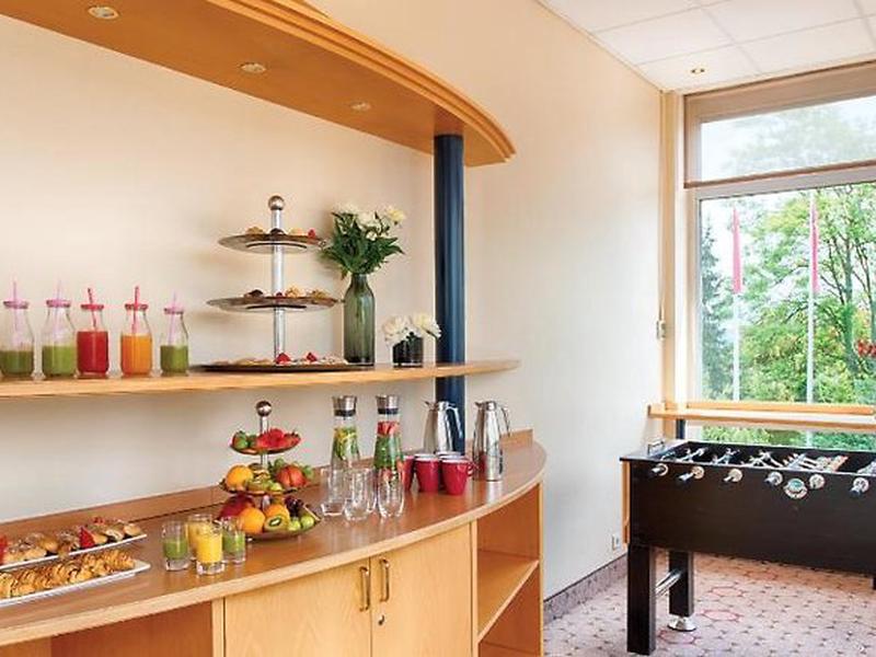 508641D0831DEAD4D5CAFB309D243E16