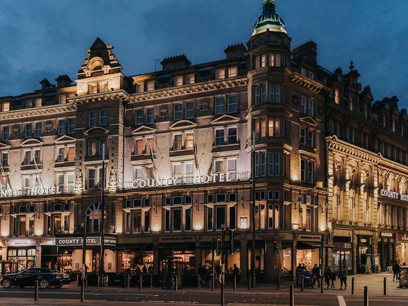 2A73B7F5225225470D323F530B9B9616