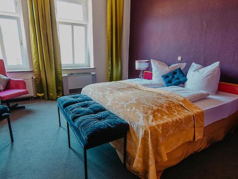 6EC8755102544B1F5F1D134956638AE5