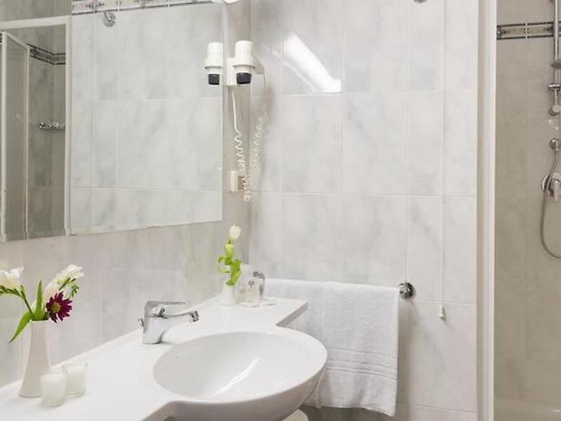 7AD819DF550B21CBA4F738ABDCA2879C