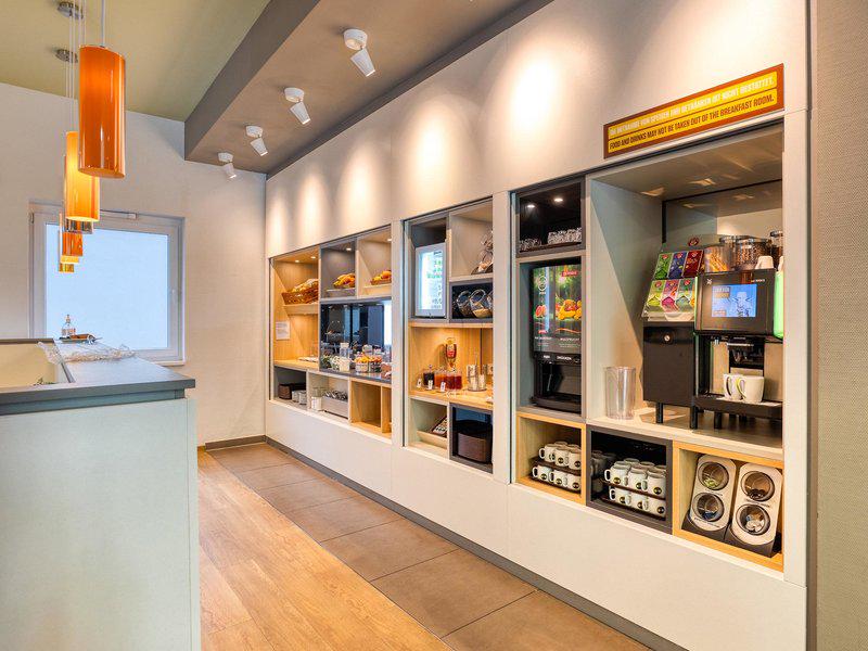 F045F3AA125893F273067D98846A95DC