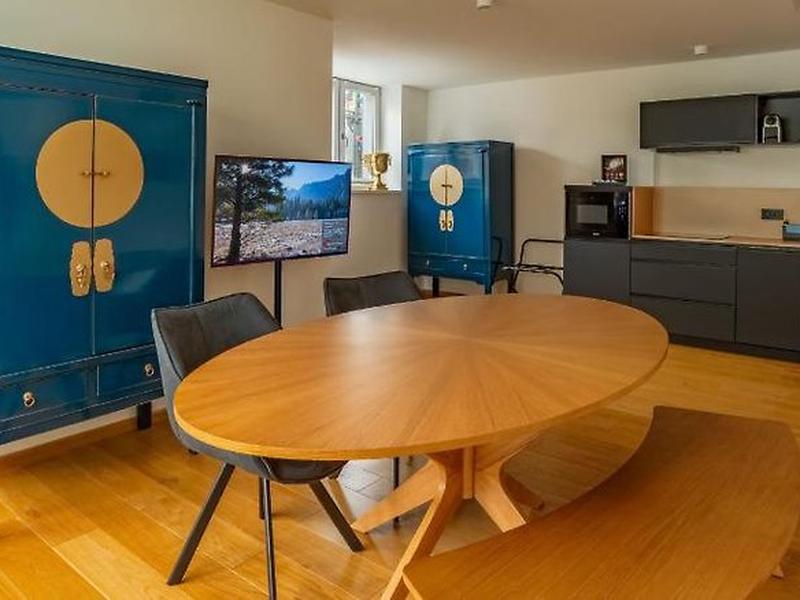 A7D85489F0A1B73B8CAFF791E6F5E221