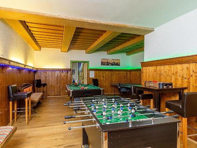 94DB0CCEDE9F766A967CACDEC30CC022