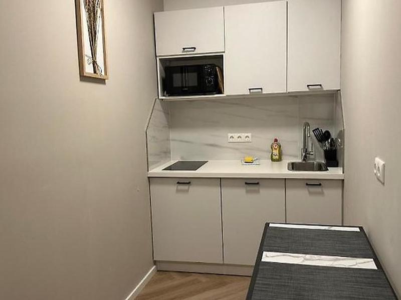 A618F46EBDC6D758F3FA03BC7C5FC35C