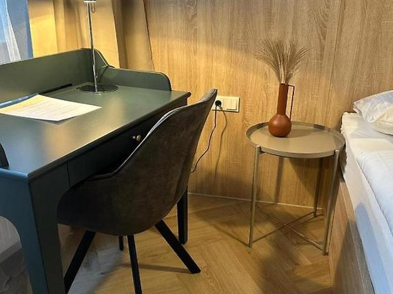 4E3E0A170661B812978864321E0FE716