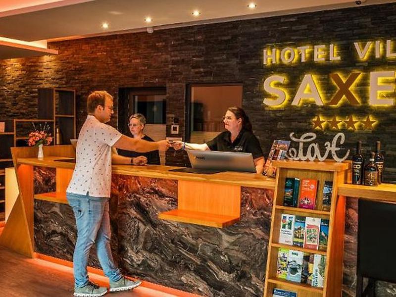 21C9DACD95935714F8D8C07251E1AA53