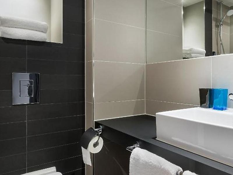 D73E9B1F1842B317F8F74457BCCD5B47