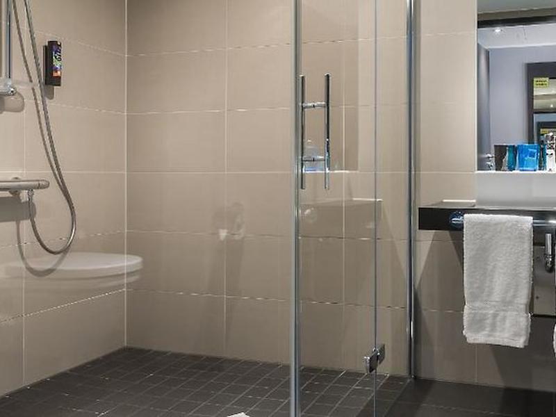 55AB7D1002ADD3F81D651B1826FF003C