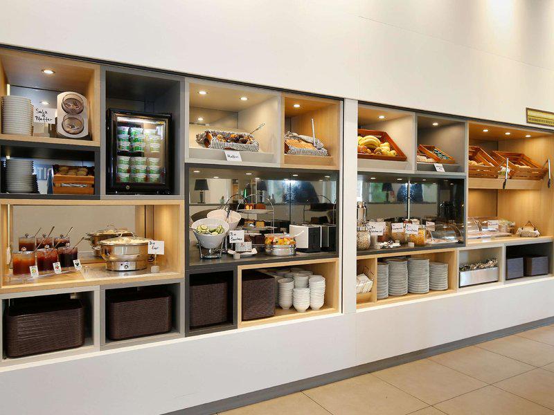 BB6803AAADCAC23475AA6008F4567D81