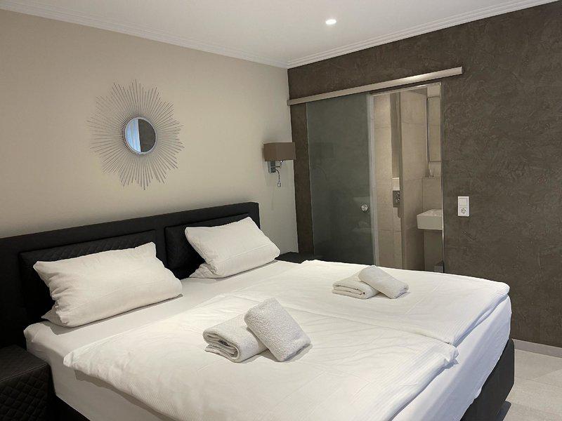 3A8F746035F80E1DD7C66058A37D6170