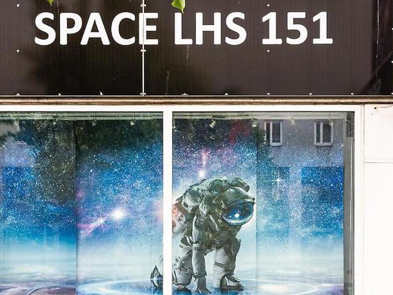 0EC79F7719CD89498E6698494E593364