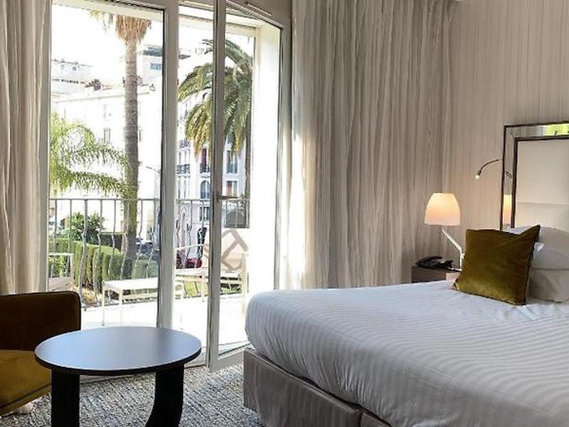 7DA2B888F28C5FEF6ECB3B677E3C3692