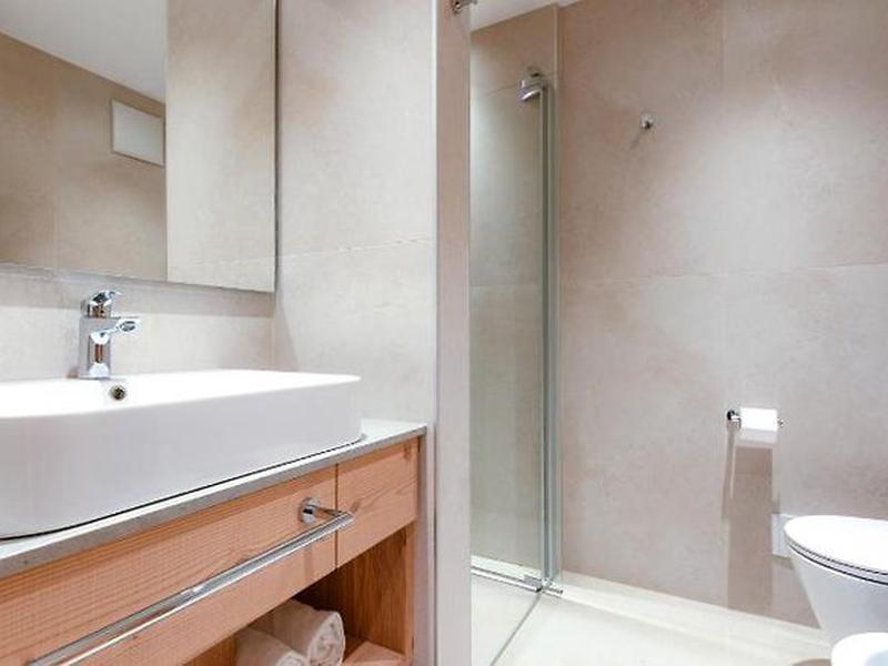 890A6387604FE349E76AAB04B146A595