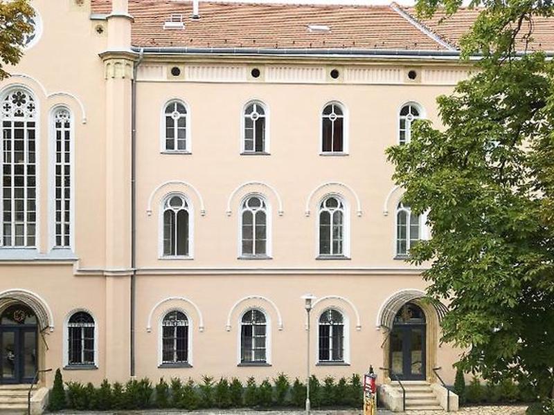 FB2FE4880E629F187A965EADC8133AA7