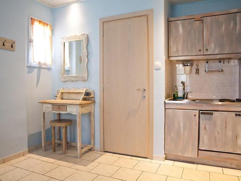 9F7D7B359E4D6B8AEA15567E43DD6D59