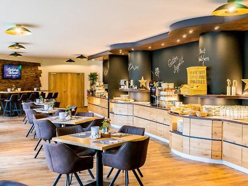 51E7FD81B470C3D813A6E6851C37BBAF