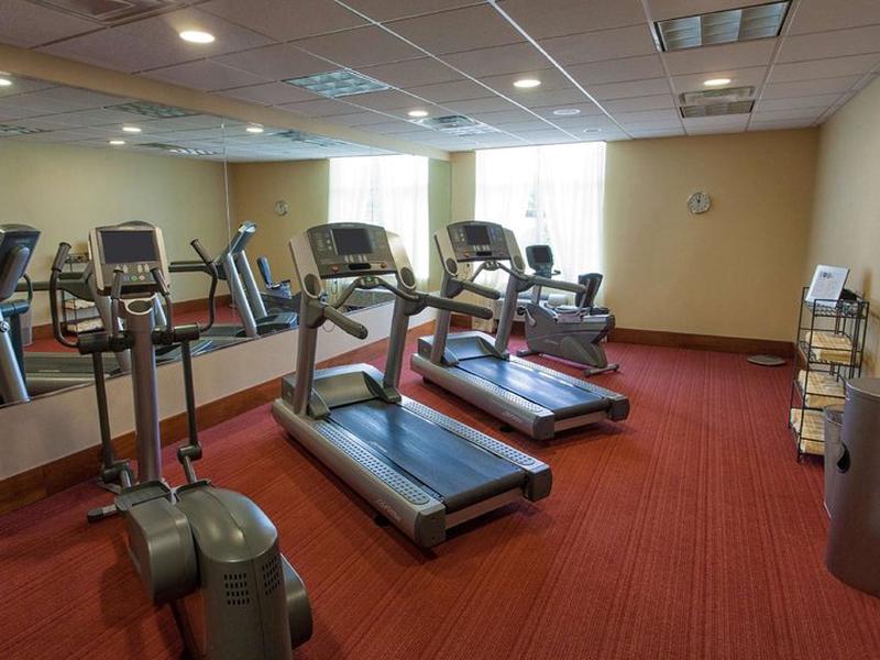 AE223DA2703F12A13650467B354E6C53