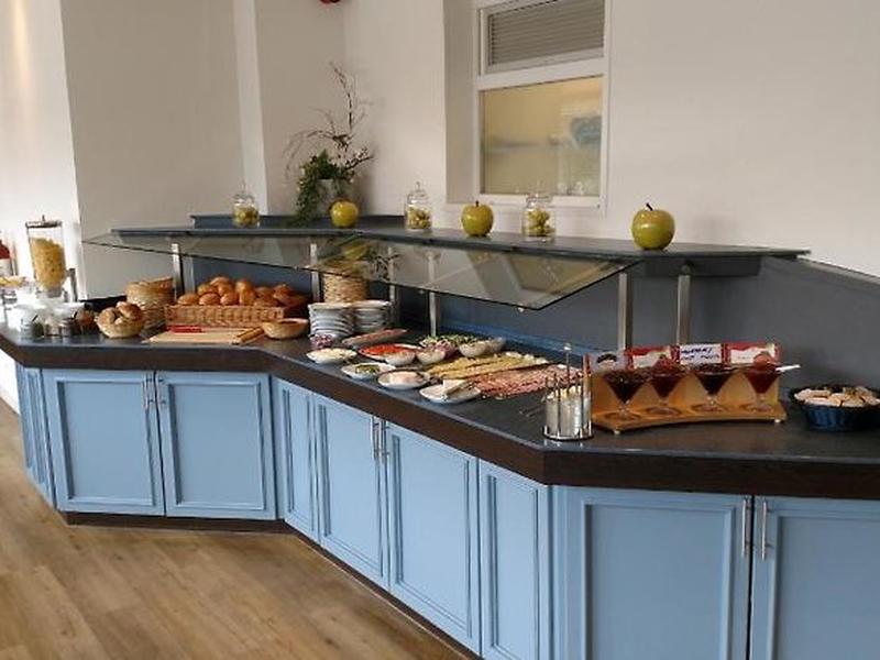 BECBF13552F54A2EB068DE15DEBAAA6C