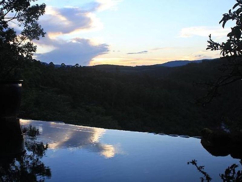 9E00E09568899B8B8F67177CA8128CD4