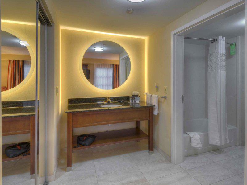 1C879C8E92DB2FCFF94E747999B59B8F