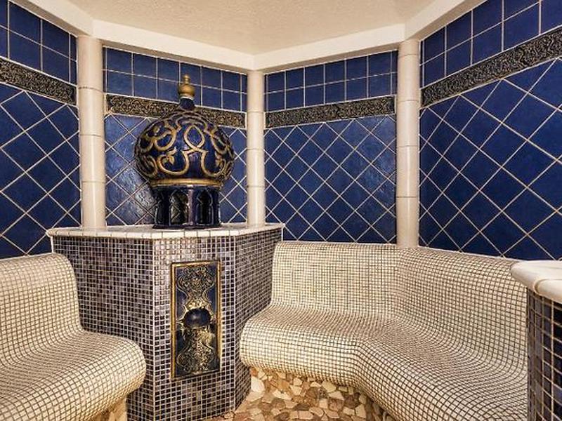 50D8D3BC55394790494C6FBEFF45AED1