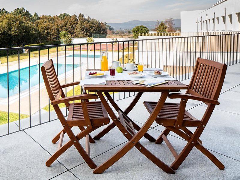 EAEEFC1A73658BEC2C435DF45B0F8BBC